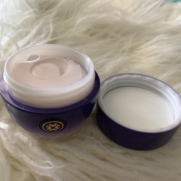 Tatcha AGELESS ENRICHING RENEWAL CREAM - Picture 3 of 3